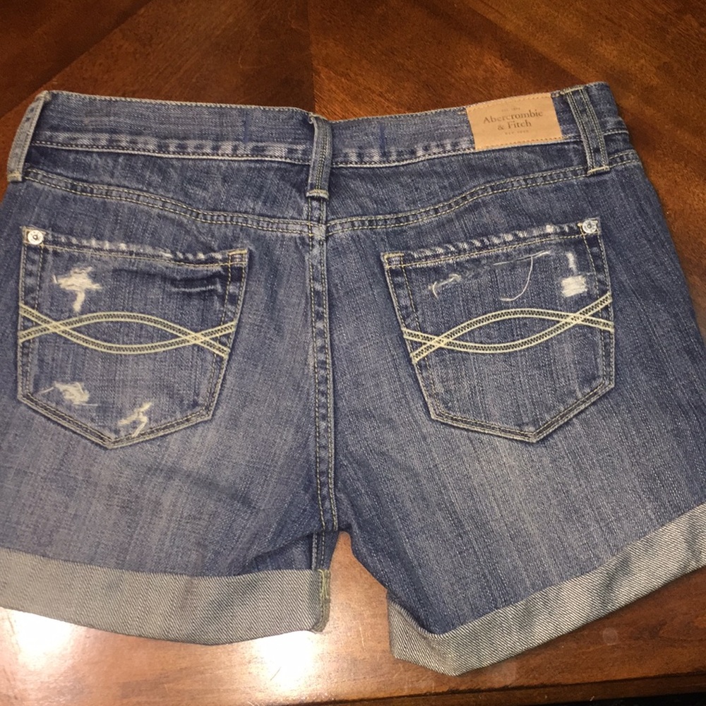 A n F jean shorts - Picture 2 of 8
